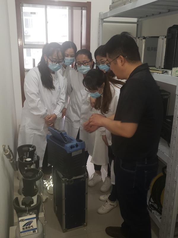 監(jiān)測中心發(fā)揮技術優(yōu)勢開展對外技術培訓指導.jpg