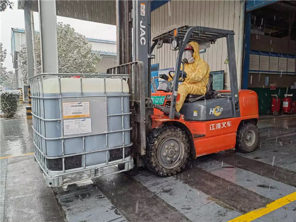 1642045364171590sDBu.jpg 叉車工作照.jpg